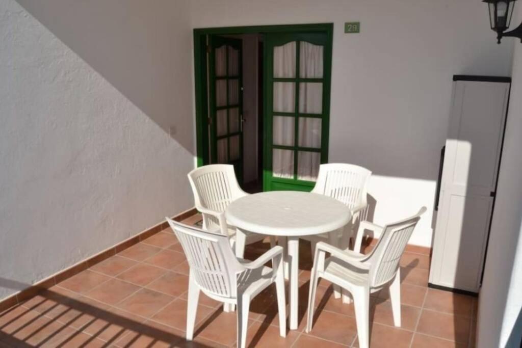Casa Nori - Apartamento A 4 Minutos De La Playa Tías Buitenkant foto