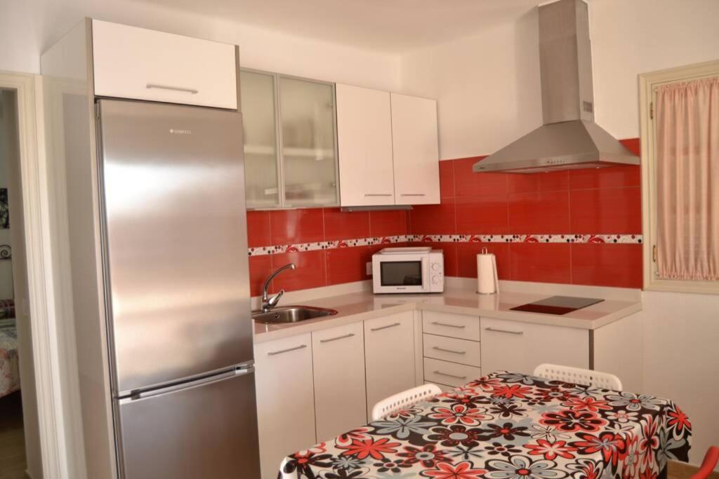 Casa Nori - Apartamento A 4 Minutos De La Playa Tías Buitenkant foto